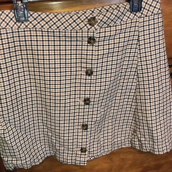 Divided by H&M Skirt School Girl 12, Tan Beige Black, Plaid, Mini, A-line - Picture 2 of 4